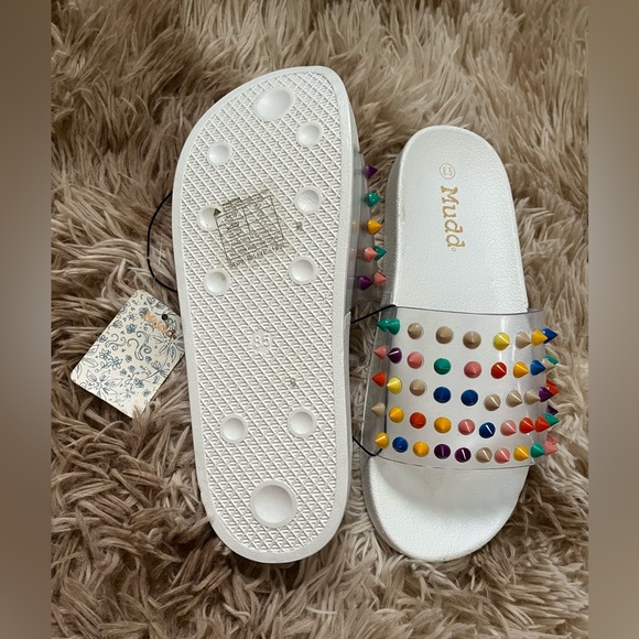 New Mudd Slides - Picture 4 of 5